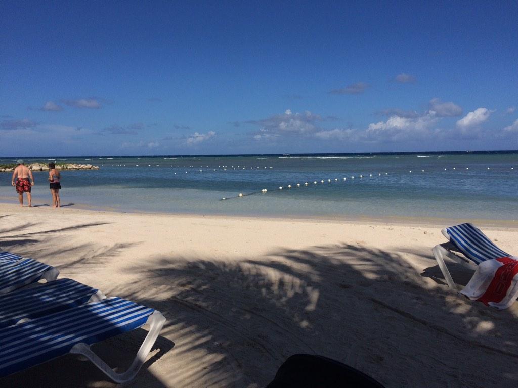 dandcharl's tweet photo. Who's Gona Be Rocking That Beach Body On Their Next Holiday ✈️👙☀️🎶🍹🍇🍒🍉🍓 http://t.co/ZzWzKTw2n3