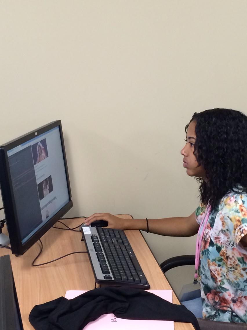 DrAshaCollins's tweet image. Looking at code -underneath the hood of your fav websites #bgcoakland #coding #codingtalent