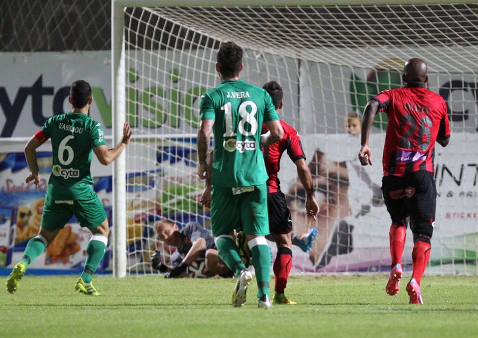 Bogatinov saves the penalty