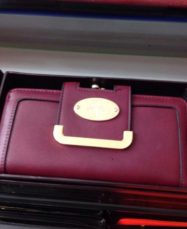 AClassStore's tweet image. Women desinger purse £35 each or £60 for 2