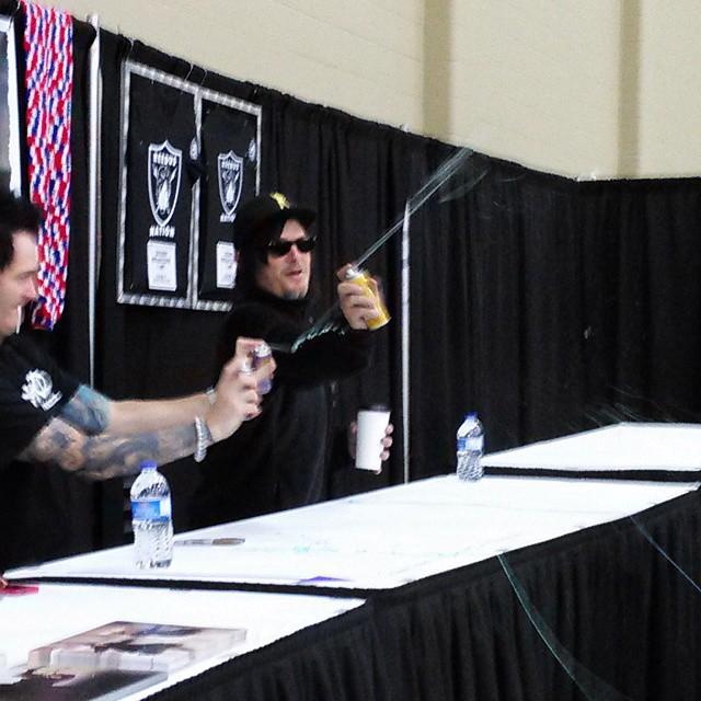 MuchLoveClark's tweet photo. π@JillHarris69 #SillyStringFight Don'tGetItOnTheCake @wwwbigbaldhead @seanflanery @malfuncsean #WWTulsaCC (isis1082) http://t.co/3NQFGC9E46