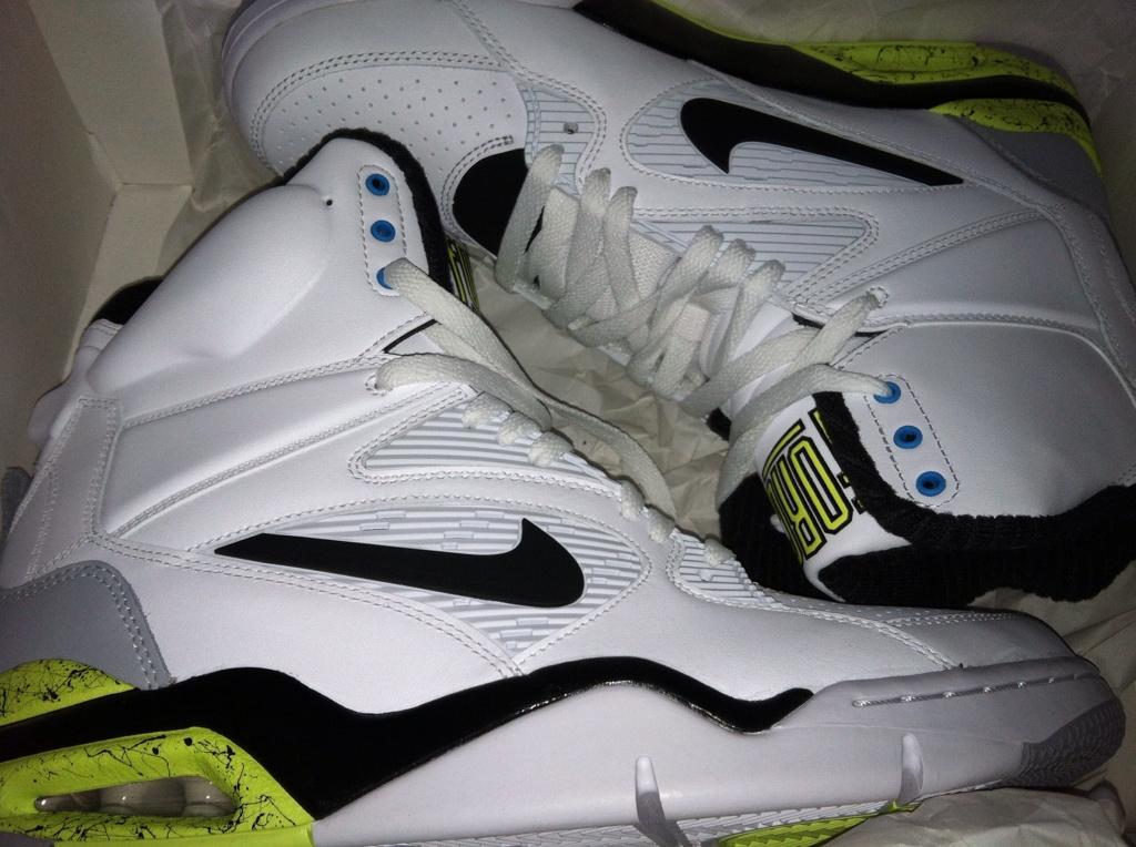 HOBOxShoryuken's tweet image. Add to the collection!
#commandforce #Nike #Billyhoyle