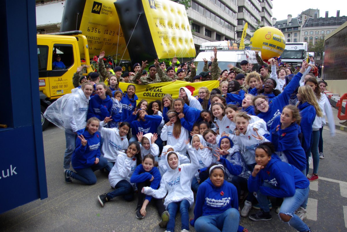 SWLACF (@swlacf) on Twitter photo SWeLs with the <a href="/JPFoundation/">Jack Petchey Fdn</a> girls # lord mayors show and having lots of fun SWeLs with the <a href="/JPFoundation/">Jack Petchey Fdn</a> girls # lord mayors show and having lots of fun