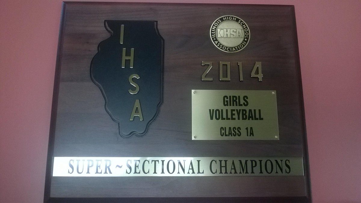 paulwilcoxen's tweet photo. Winner between Woodlawn and New Athens receives this... #mtvsentinel http://t.co/bMrUv8Ts3l