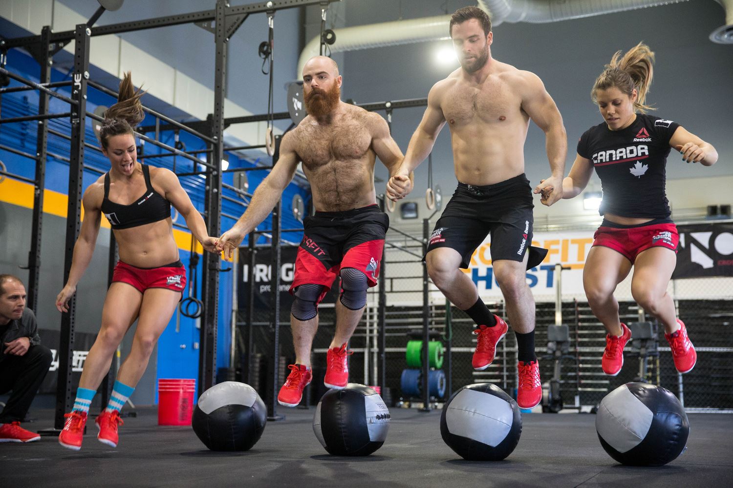 The CrossFit Games on X: Canada Team focused synchronized movements, transitions and communication in yesterday's http://t.co/n2829K1OHi" / X