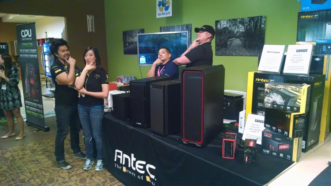IntelGaming's tweet photo. Some serious cases and power demos from @antec at #IntelLANFest http://t.co/VpFPeuK3Wm