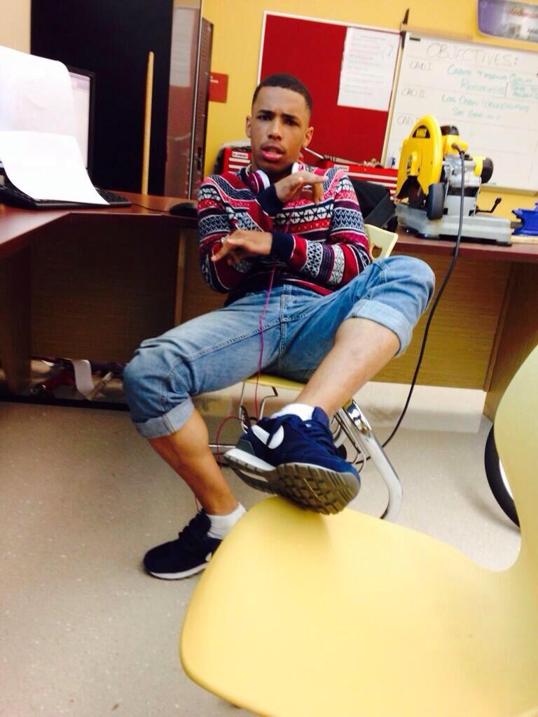 Triple_Lz's tweet photo. My Fuckin Boy 😪💉💯 http://t.co/Lu7gStyOWj