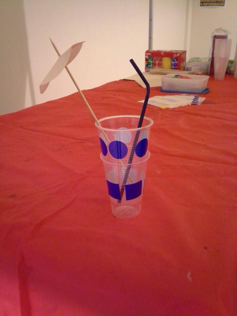 Diverta_Info's tweet photo. Avui coctels saludables per als mes petits a #esclat de malla!! @RamonSoldevila @SergiAtmetlla @JessicaCriado http://t.co/NcmMSWvnte