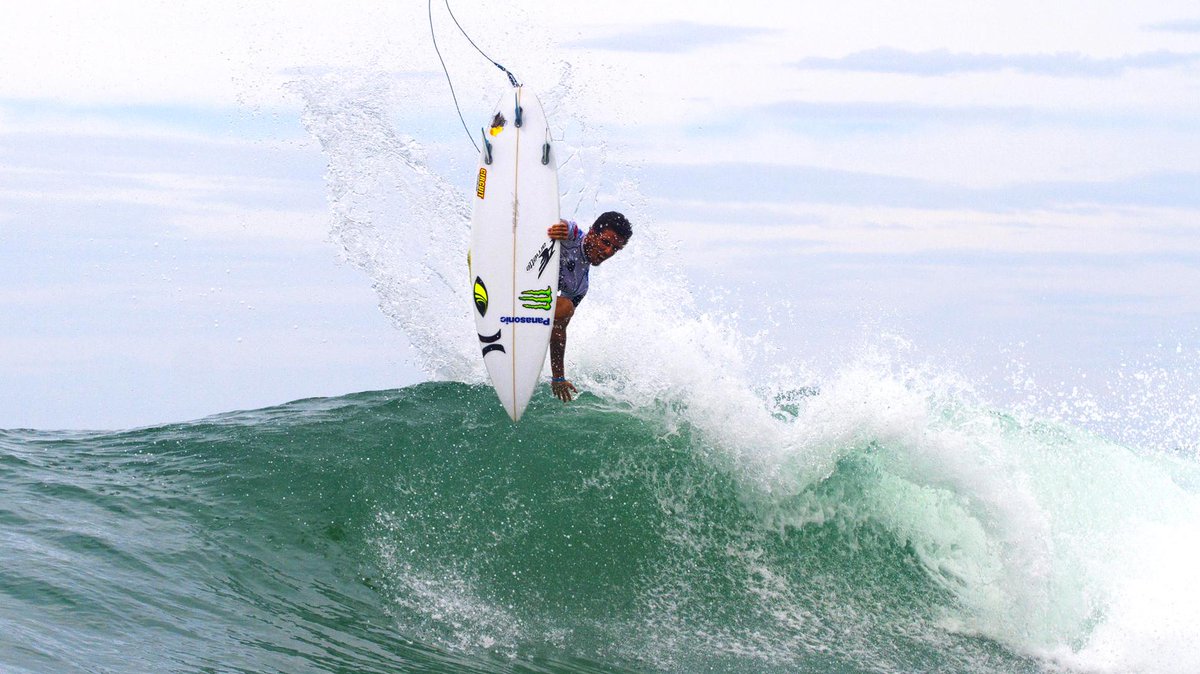WSL_QS's tweet photo. Congratulations @toledo_filipe, winner of the 2014 #OneillSPprime #Maresias!! http://t.co/BBu1WYjM6K http://t.co/h85tooaVL2