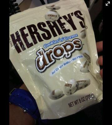 LoopzAndreC's tweet photo. Que buen regalo #Comomeconsienten♡ http://t.co/vCTMb8vvCp