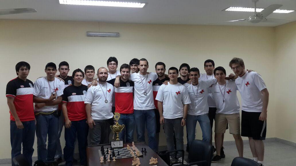 secdedep2015's tweet photo. Equipo campeón #ajedrez #JJUU2014 INGENIERÍA UNA http://t.co/1rLa8K2KZD