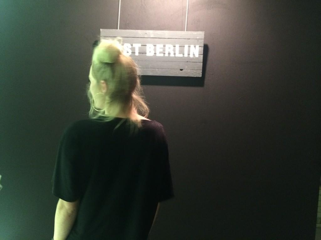 _anisashaikh's tweet photo. @airbnb_de great party #Mauerfall2014 @VCCPBerlin great campaign! #berlin #BelongAnywhere http://t.co/oYbNITj0gy