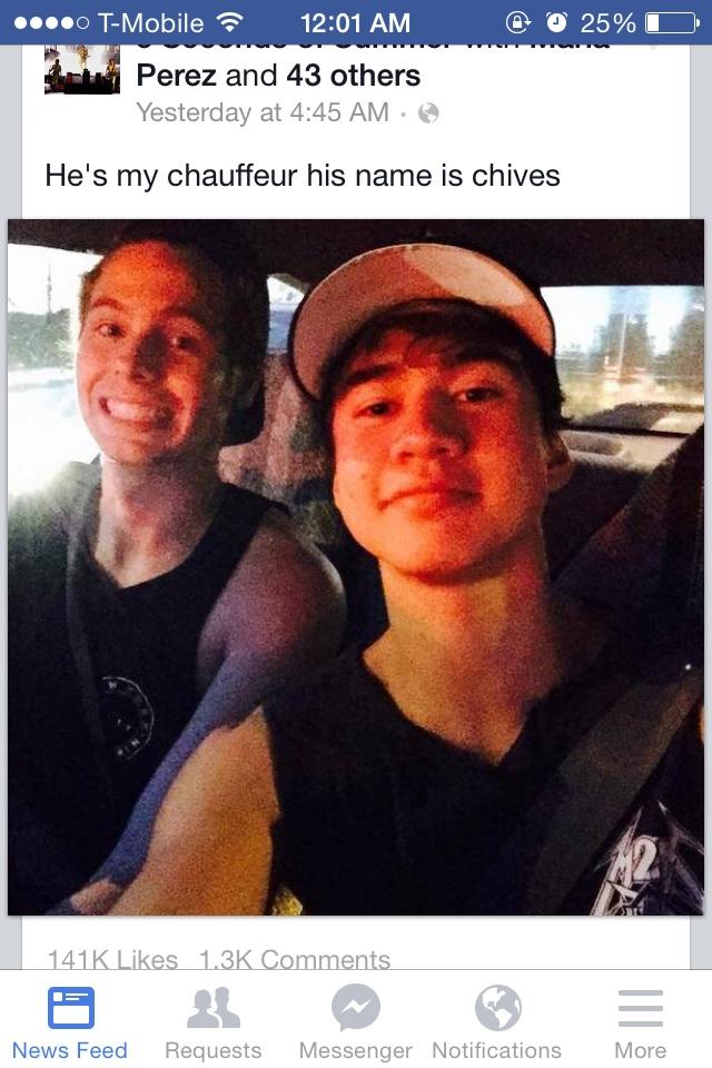 thezankiegrande's tweet photo. #5SOSFamVotingHour http://t.co/ZneZuYgwtH