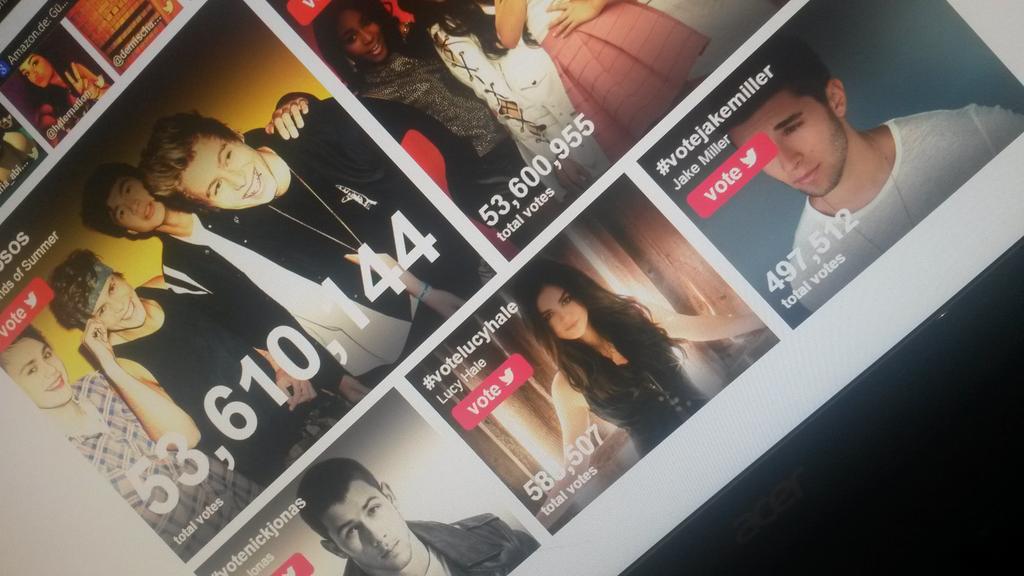 xUpdates_5SOSx's tweet photo. WE DID IT! Sorry for not tweeting, it was that stupid tweet limit thing again. -L.R. #vote5sos http://t.co/cpXlEjxhtJ