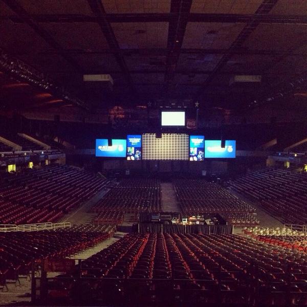 ffa_pride's tweet photo. The calm before the storm. http://t.co/XFNqND0bTf