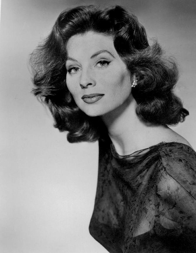 Happy Birthday to Suzy Parker, who would have turned 82 today! 