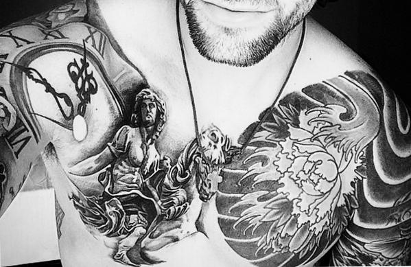 DMBW_Photo's tweet photo. #tattooart #TimeHumansMaster http://t.co/qY9zTDYiWW