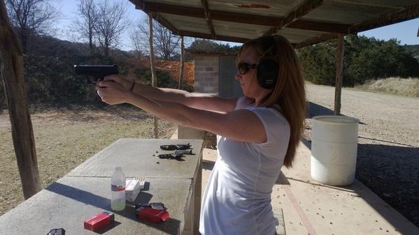 BrandiRParis's tweet photo. Post-Monday aggression therapy 😉 Only kidding...I just like shooting guns. Time to go back to the range. http://t.co/d4wQ9Uj5Nd
