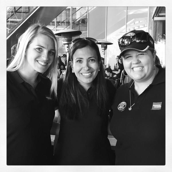 Leafsgirl77's tweet photo. #ADay2014 smiles with the #ShopSmallAU team. @nedwardssahid http://t.co/Ch5Cmq9JEV
