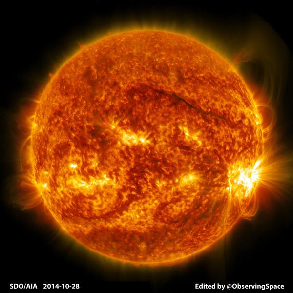 ObservingSpace's tweet image. Composite pics of the #sun &amp;amp; the area around sunspot AR 2192 with a surging M-class solar flare #sdo #solarflare