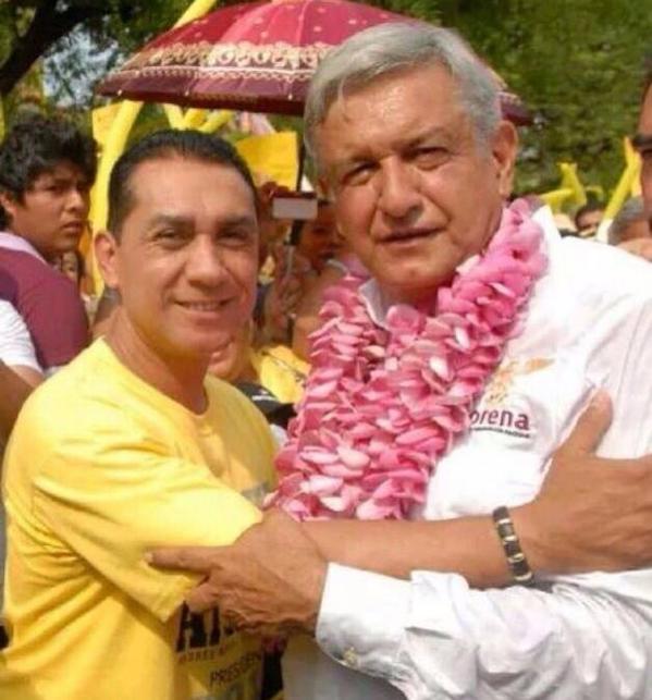 hagarciav's tweet photo. Que va decir Don Peje: Complo' o Photosho' ??? hay AMLO ni el se la cree http://t.co/wObPZKOLYA