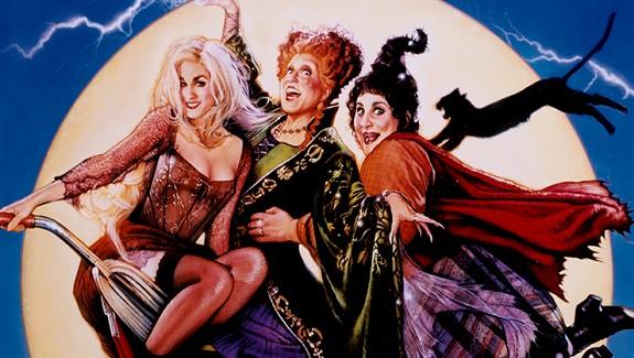 BernieMolloy's tweet image. #HocusPocus has to be the best #Halloween movie ever!!!🎃