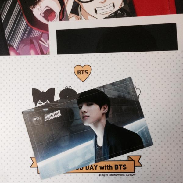 buibuilt's tweet photo. @BANGTAN7BOYS {พลีสสสรีทวิต} มีการ์ดจองกุก อยากแลกเป็นวี ใครสนใจเมนชั่นได้เลยน้าาา http://t.co/it1piGserB