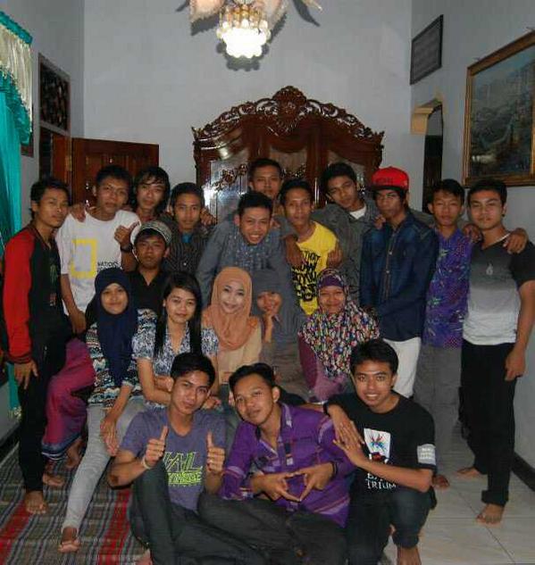 Ade_much tweet picture