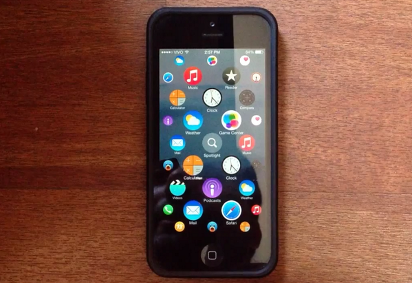 buzzebizz's tweet image. Vous vous demandiez à quoi ressemblait l'Apple Watch sur un iPhone? Non? On vous le montre tout de même!