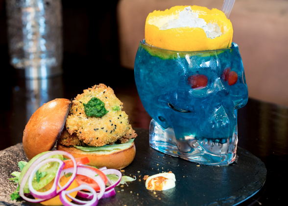 CDGLeisure's tweet image. Are you brave enought to try the brain #burger ? #HalloweenMenu