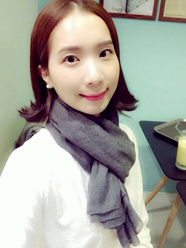 TOUCH_YH's tweet photo. My sister naver blog^^

http://t.co/MtjyMtJDeW http://t.co/h2SX86ORuc