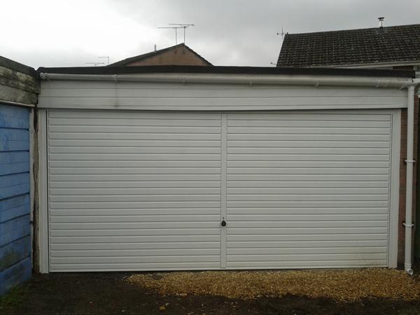 UpOverGarage's tweet image. We can carry out a #garagedoorrepair or have a perfect solution for a #replacementgaragedoor plus.google.com/u/0/1143186071…