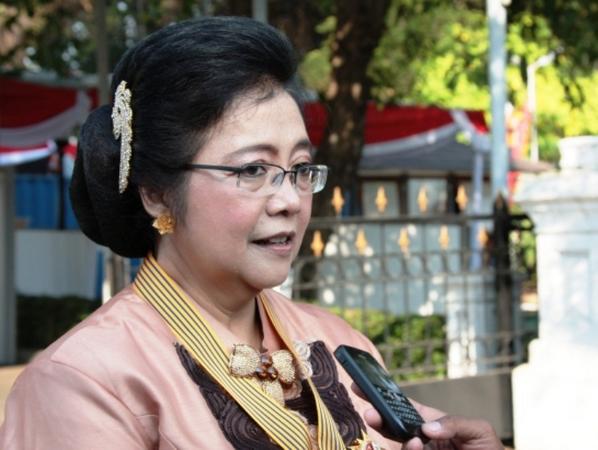 VIVAcoid's tweet photo. Para Menteri Bidang Ekonomi dan Maritim Kumpul http://t.co/Ne7eLXND7N http://t.co/SEql7LRvBL