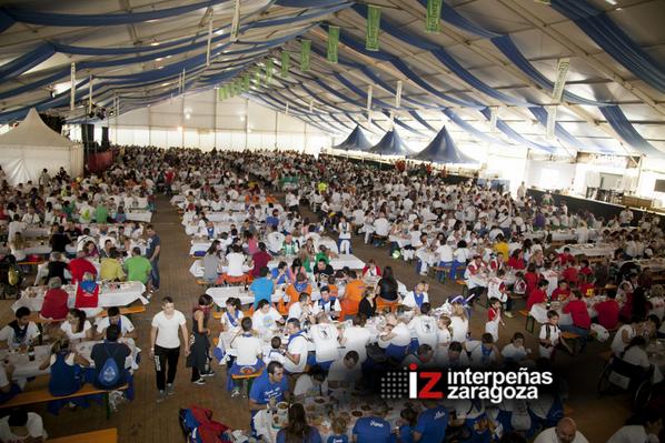 interpzgz's tweet photo. Momentos destacables Fiestas del Pilar 2014: http://t.co/zXUhf77JO4 #iz30 #interpeñaszaragoza http://t.co/NoHt7EWaPH