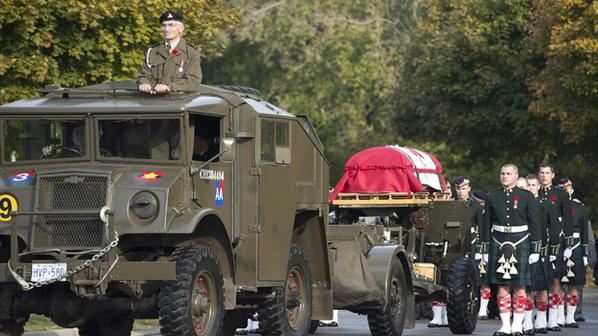 IN PHOTOS: A final farewell to Cpl. Nathan Cirillo cp24.com/photo-gallerie…