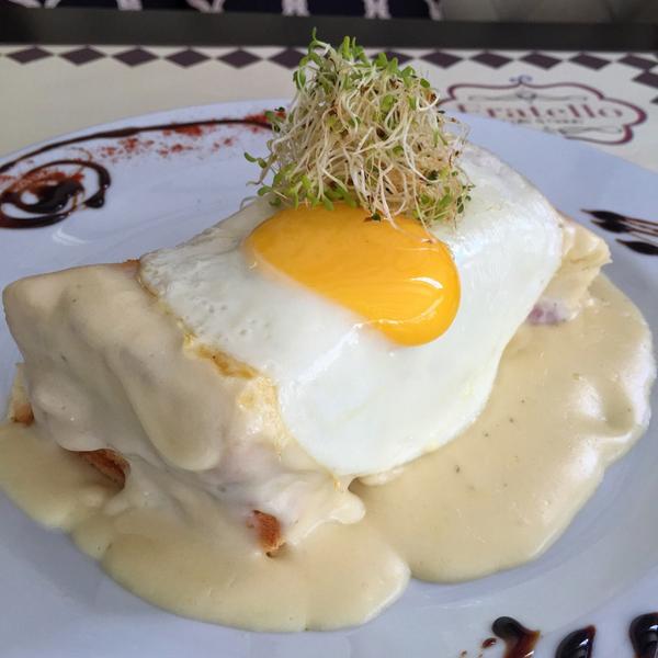 GourmetRD's tweet photo. Croque Madame de @FratelloCafe ¡ Deben probarlo 🙌! .http://t.co/uQIkuPkv7G http://t.co/CSr0Seonpd