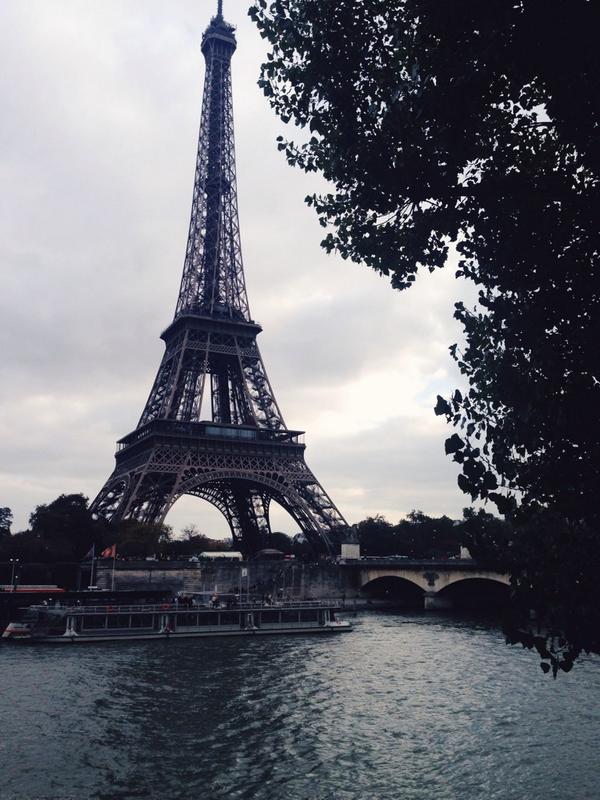annie_hibberd's tweet photo. Paris http://t.co/JblvQ5qx4Q