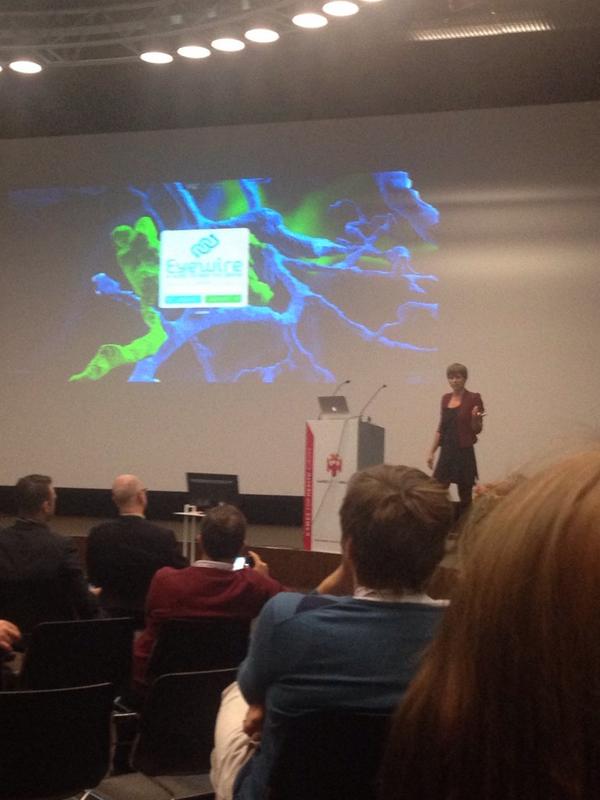kaasahealth's tweet photo. Eyewire presented by @amyleerobinson  at #gfh14eu in #utrecht http://t.co/uxuum1PFe6