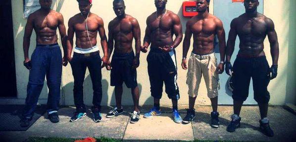 Post_BadRenois's tweet photo. #PostBadRenois 💪🔞✔ http://t.co/zhRSNMXDpY