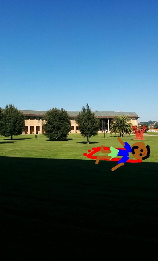 CarlotaGalindo's tweet photo. @epigijon ya te digo! Hasta Obama sigue tomando el sol http://t.co/1LiM2yKOhg