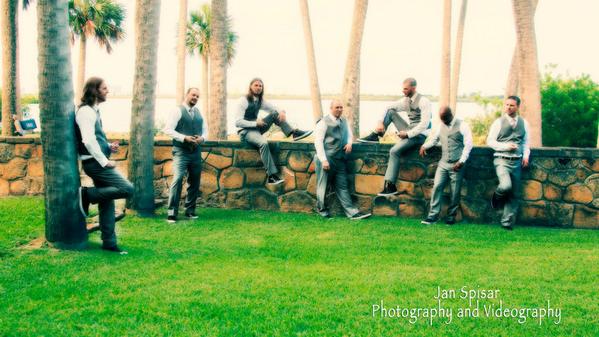 JanSpisar's tweet photo. The Estate on the Halifax - Groom and groomsmen
#weddings #TheEstateOnTheHalifax #DaytonaBeach #JanSpisarPhotography http://t.co/BUxdx1AAHr