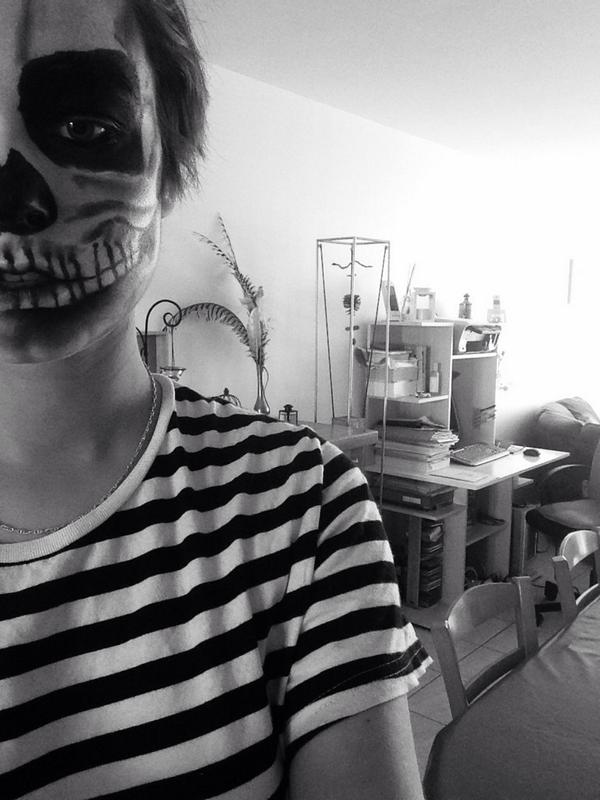 DarwinRPGLSD's tweet photo. || VOUS AIMEZ OR NAH? http://t.co/J1BfRUIQT8