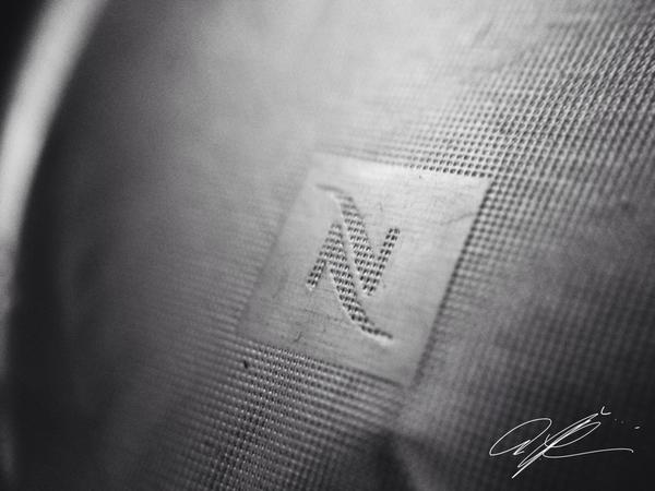 misanthropiepur's tweet photo. Das Ganze nochmal 5-fach vergrößert und mit Wasserzeichen. 
#Nespresso #OlloClip #ftgrf #bw http://t.co/VxOXnAFbrF
