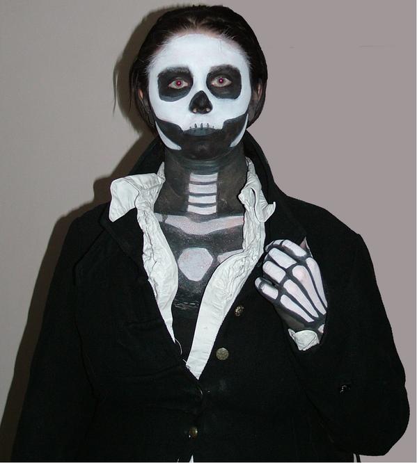 children in Scotland have been GUISING since1895 way before trick or treat wot you dressing up as?#trickortweet