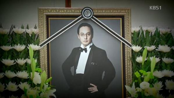 故 신해철 씨는 2002년 월드컵 응원가를 시작으로 스포츠팬들에게도 많은 선물을 남겼습니다. KBS스포츠 음악 작곡가이기도한 신해철 씨와 스포츠의 사연을 되돌아봤습니다. bit.ly/1zEaZnc