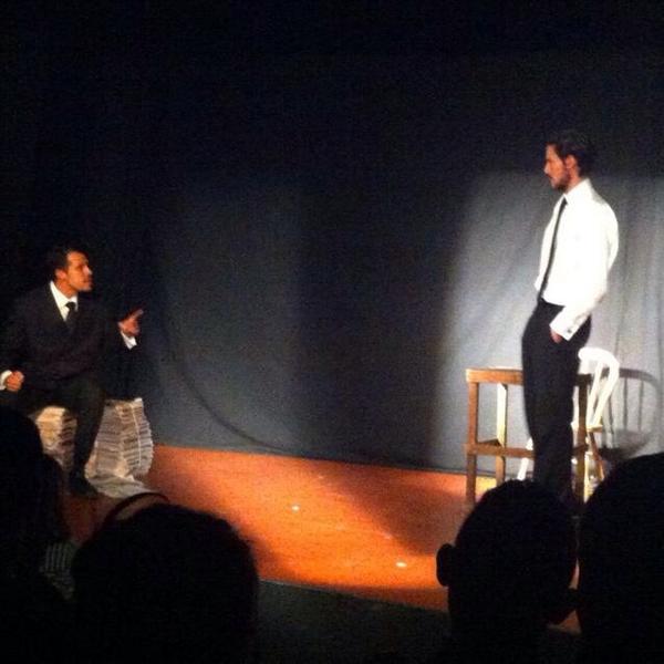 BlackOutMex's tweet photo. Anoche en la función especial de @BlackOutMex Actores invitados: @MauDeMontellano y @RixBG http://t.co/HjBFG7Y2kw