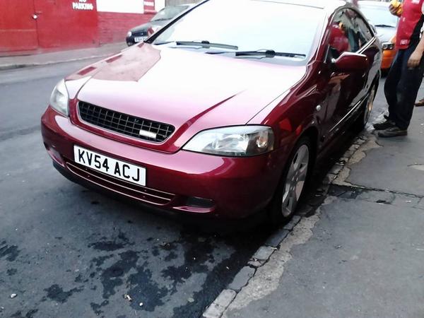 ReflectionsRuss's tweet photo. #astracoupe #vauxhall #machinepolish #valeting #CarCaresOurPassion http://t.co/K76MJz0cdR