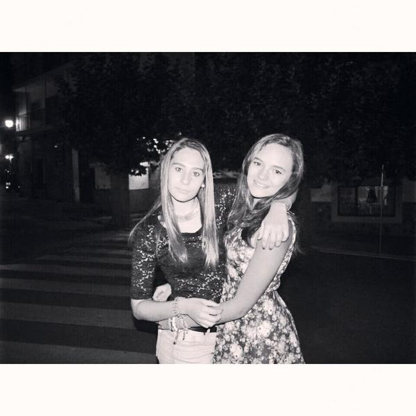 Perenbueno's tweet image. Felicidades reina, por muchos mas. ❤☺❤☺❤ #AMV #MLFT @martasesma.