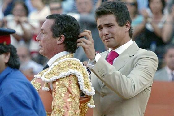 telecincoes's tweet photo. Adiós a José María Manzanares, ha fallecido a los 61 años http://t.co/J8VAwIuStE http://t.co/uoPGivQfTT