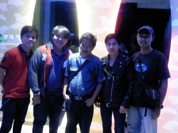 muh_chrysa's tweet photo. Kgk ngajak2 RT @utiebutut: Reuni amazing water world at transera with babehhhh http://t.co/YEUJXjeNf2